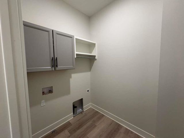 3014 E Sunflower Dr, Derby, KS 67037