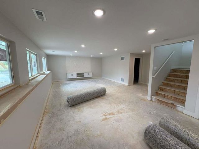 3014 E Sunflower Dr, Derby, KS 67037