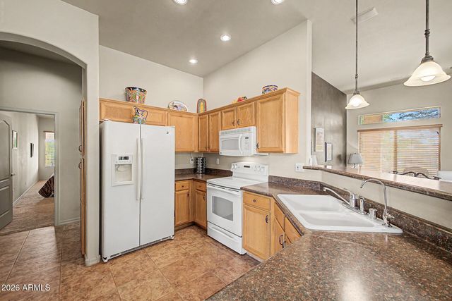 10097 E GOLDEN RIM Circle, Gold Canyon, AZ 85118