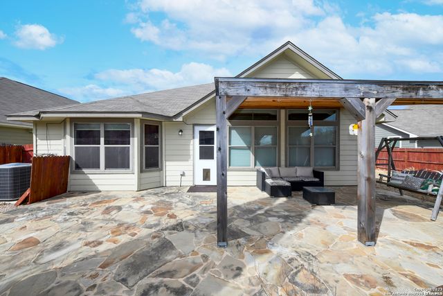 842 Wall, New Braunfels, TX 78130