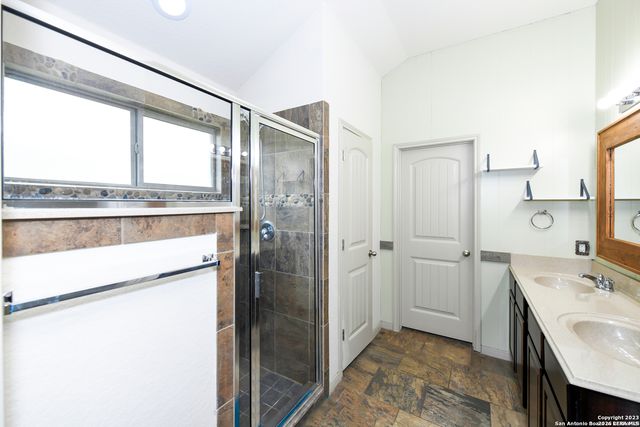 842 Wall, New Braunfels, TX 78130
