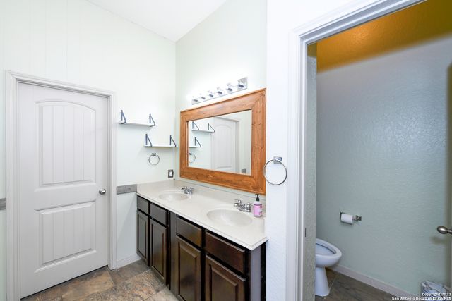 842 Wall, New Braunfels, TX 78130