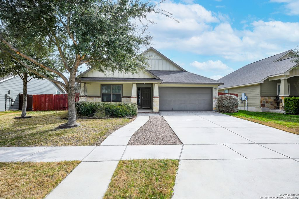 842 Wall, New Braunfels, TX 78130