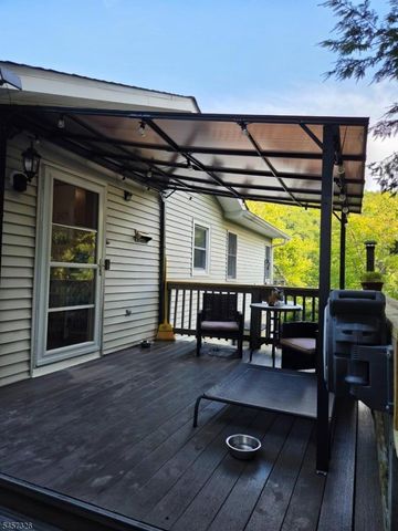 101 Woods Rd, Sandyston Twp., NJ 07826