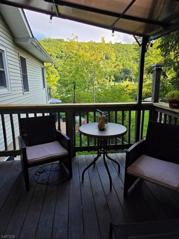 101 Woods Rd, Sandyston Twp., NJ 07826
