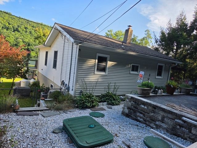 101 Woods Rd, Sandyston Twp., NJ 07826