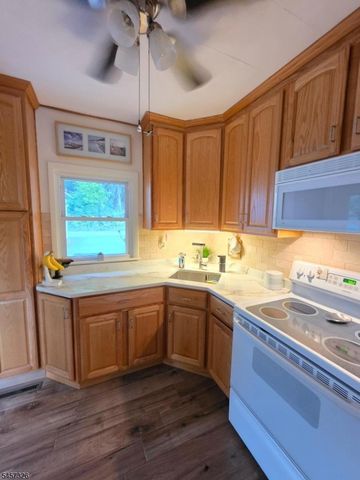 101 Woods Rd, Sandyston Twp., NJ 07826