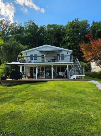 101 Woods Rd, Sandyston Twp., NJ 07826