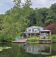101 Woods Rd, Sandyston Twp., NJ 07826