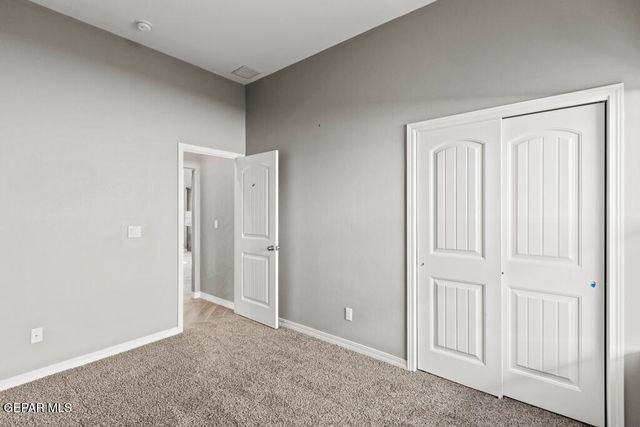 956 KEENLAND Avenue, El Paso, TX 79932