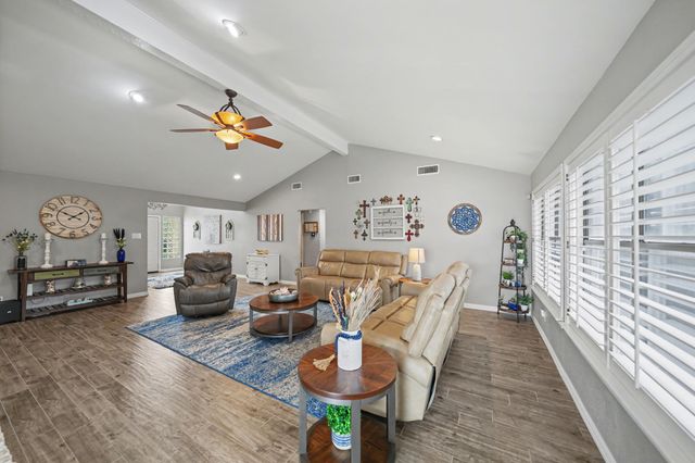 2701 Ridge Top Lane, Arlington, TX 76006