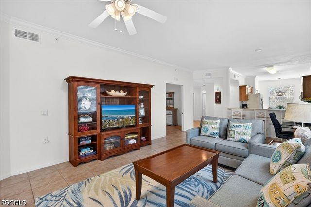 8251 Pathfinder LOOP 621, Fort Myers, FL 33919