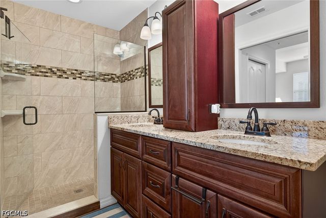 8251 Pathfinder LOOP 621, Fort Myers, FL 33919