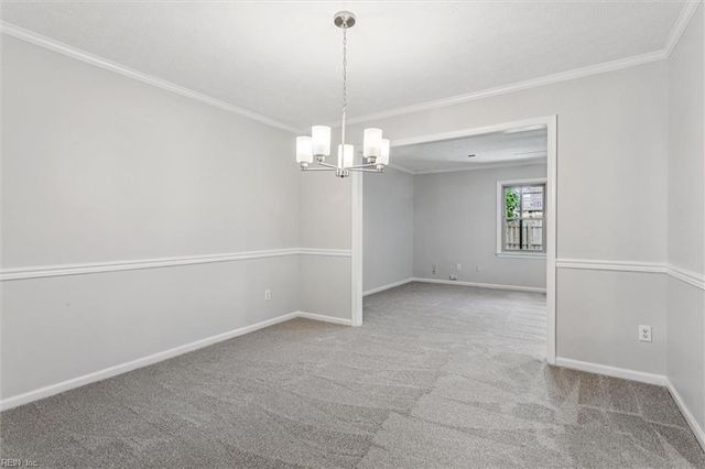 81 Dawn LN, Hampton, VA 23666
