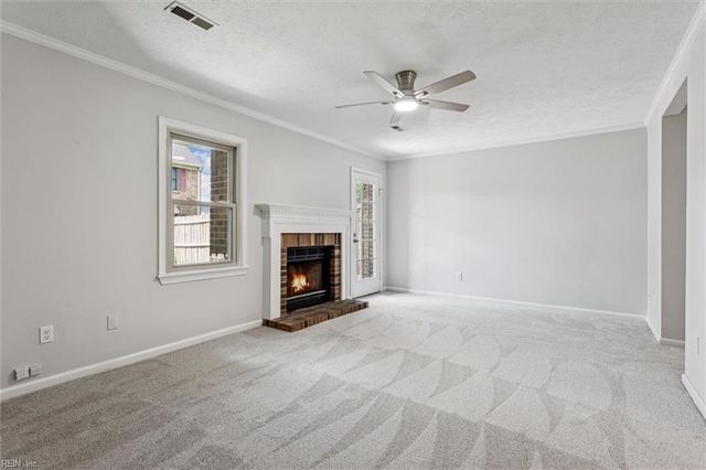 81 Dawn LN, Hampton, VA 23666