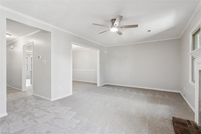 81 Dawn LN, Hampton, VA 23666