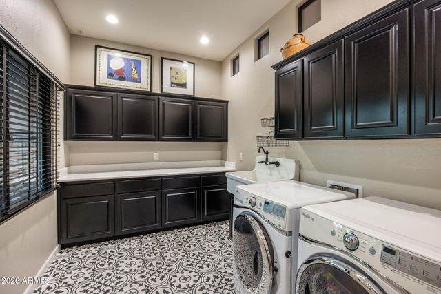 9290 E THOMPSON PEAK Parkway 247, Scottsdale, AZ 85255