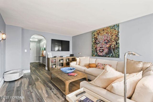 675 Ocean Avenue 4I, Long Branch, NJ 07740