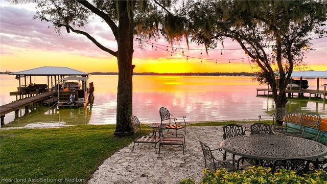 36 Twin Lakes Road, Lake Placid, FL 33852