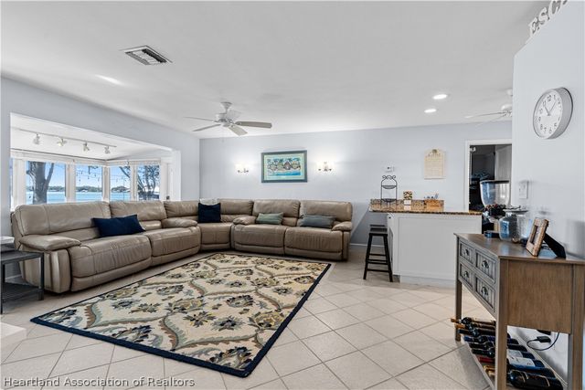 36 Twin Lakes Road, Lake Placid, FL 33852