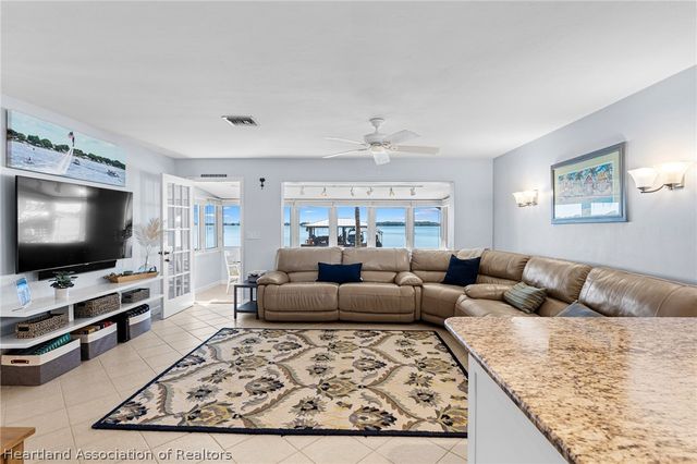 36 Twin Lakes Road, Lake Placid, FL 33852