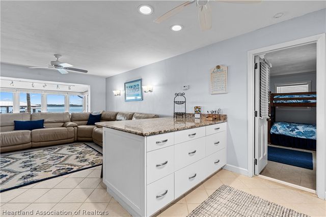 36 Twin Lakes Road, Lake Placid, FL 33852