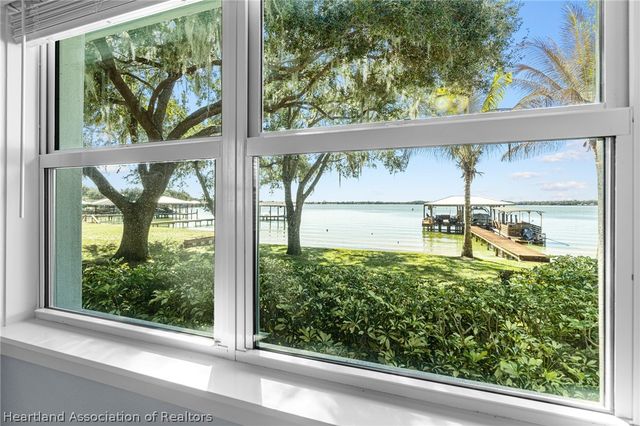 36 Twin Lakes Road, Lake Placid, FL 33852