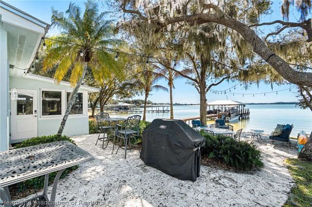 36 Twin Lakes Road, Lake Placid, FL 33852