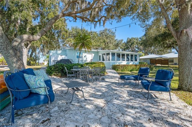 36 Twin Lakes Road, Lake Placid, FL 33852