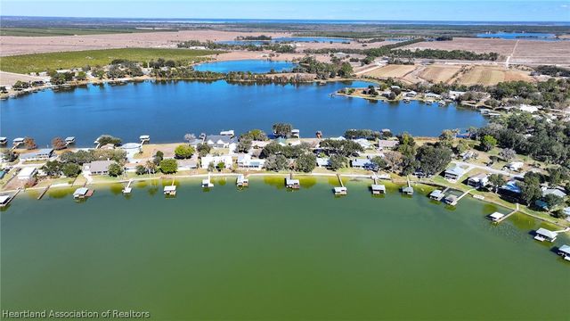 36 Twin Lakes Road, Lake Placid, FL 33852