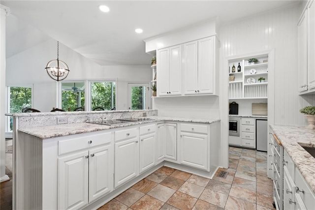 380 Fredricks Cove, Dawsonville, GA 30534