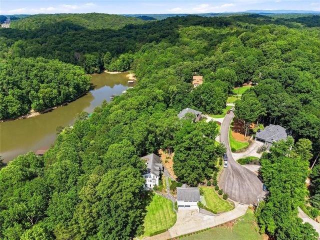 380 Fredricks Cove, Dawsonville, GA 30534