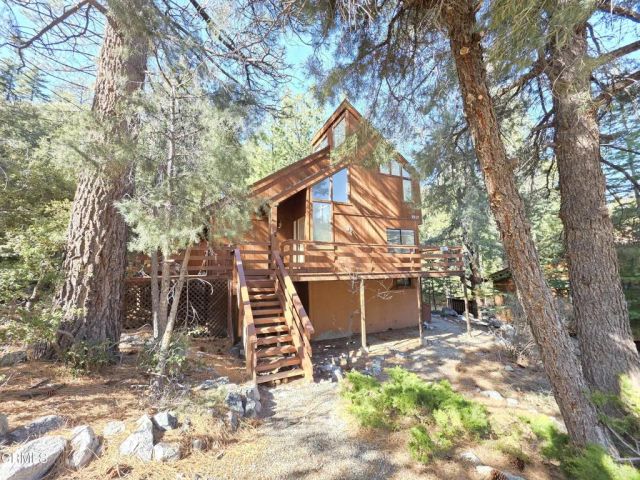 1517 Zion Way, Pine Mountain Club, CA 93222