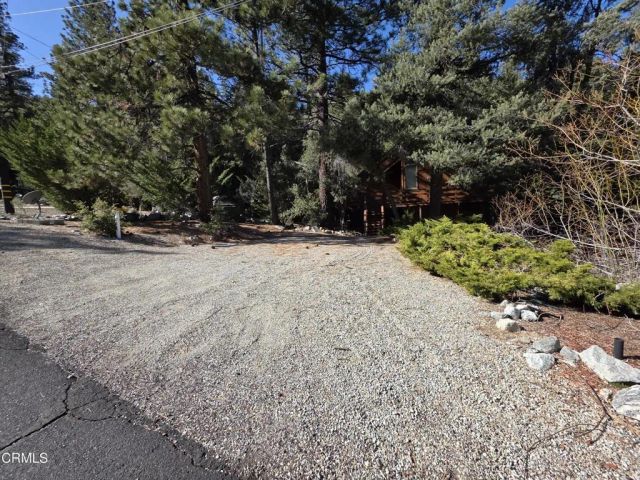 1517 Zion Way, Pine Mountain Club, CA 93222