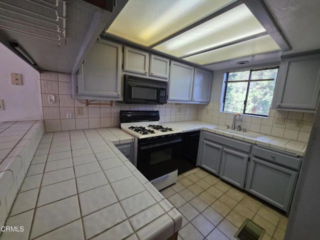 1517 Zion Way, Pine Mountain Club, CA 93222