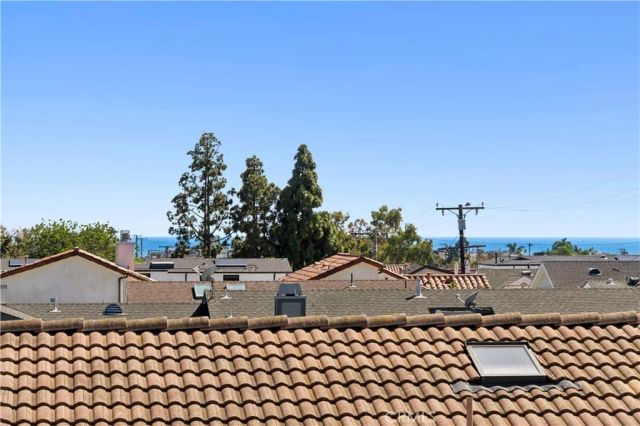 707 Larkspur Avenue, Corona Del Mar, CA 92625