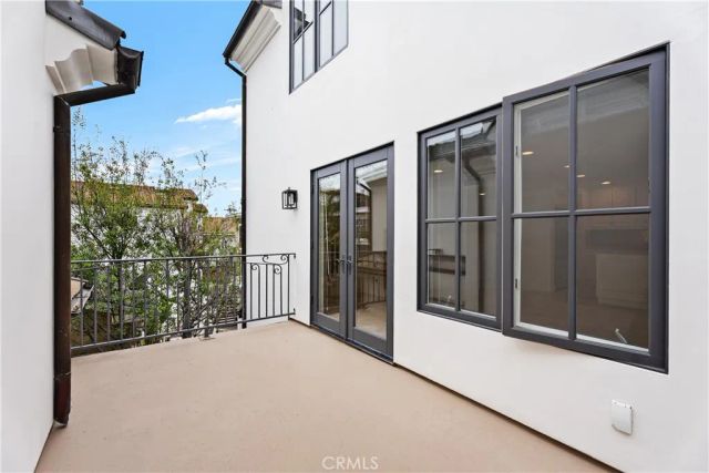 707 Larkspur Avenue, Corona Del Mar, CA 92625