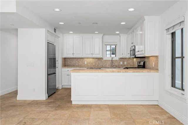 707 Larkspur Avenue, Corona Del Mar, CA 92625