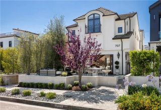 707 Larkspur Avenue, Corona Del Mar, CA 92625