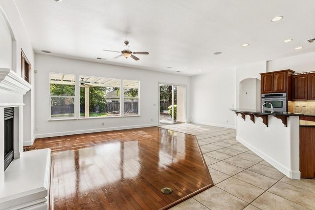 531 Hawkcrest Cir, Sacramento, CA 95835