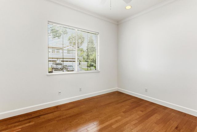 531 Hawkcrest Cir, Sacramento, CA 95835