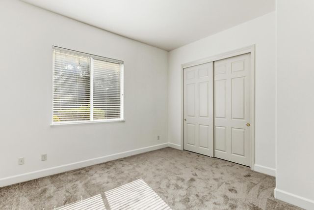 531 Hawkcrest Cir, Sacramento, CA 95835