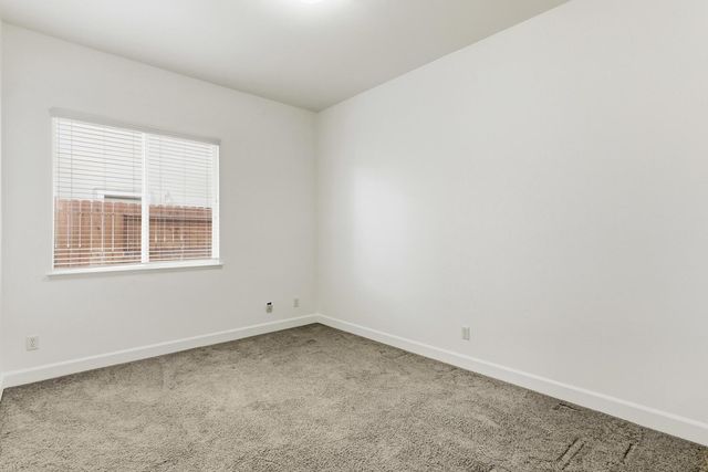 531 Hawkcrest Cir, Sacramento, CA 95835