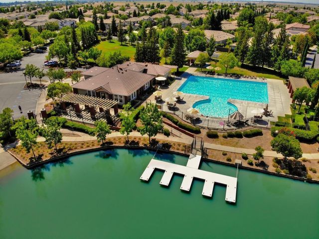 531 Hawkcrest Cir, Sacramento, CA 95835