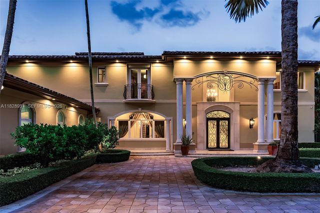 10851 SW 63rd Avenue, Pinecrest, FL 33156