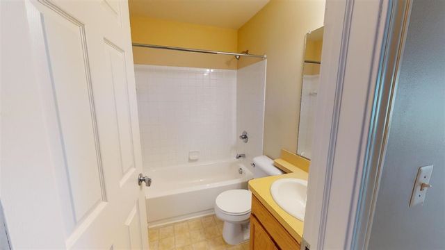 275 Briarcrest Drive Unit: 186, Ann Arbor, MI 48104