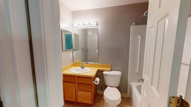 275 Briarcrest Drive Unit: 186, Ann Arbor, MI 48104