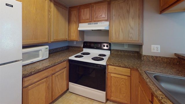 275 Briarcrest Drive Unit: 186, Ann Arbor, MI 48104