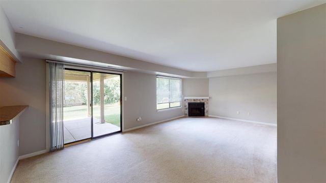 275 Briarcrest Drive Unit: 186, Ann Arbor, MI 48104