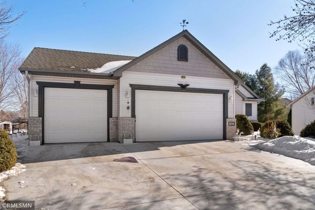 8238 Palmgren Avenue NE, Elk River, MN 55330